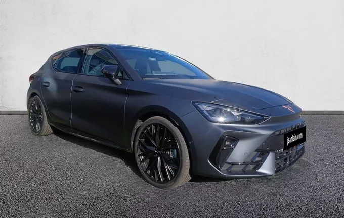 CUPRA LEON 1.5 eTSI Hybrid 150 ch DSG7 V extérieur trois quart avant droit 4858