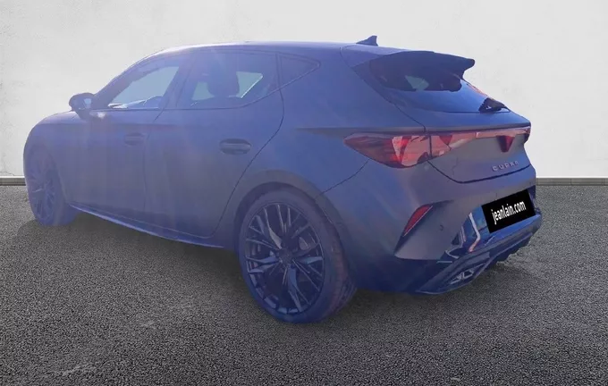 CUPRA LEON 1.5 eTSI Hybrid 150 ch DSG7 V extérieur trois quart arrière gauche 4858