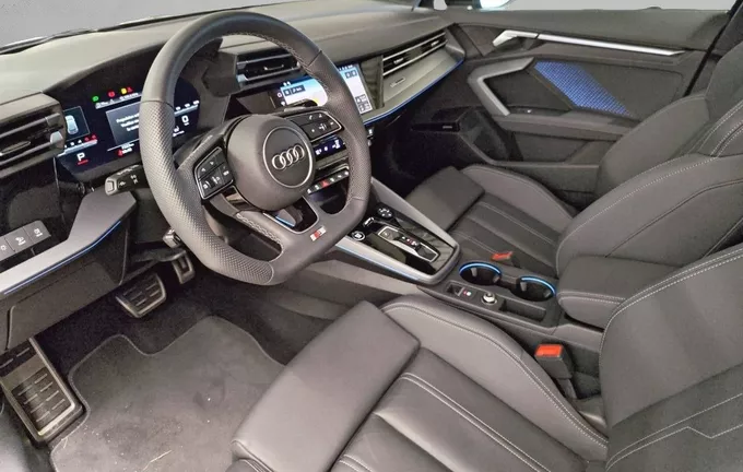 AUDI A3 Sportback TDI 150 S tronic 7 S line photo 11 2130373