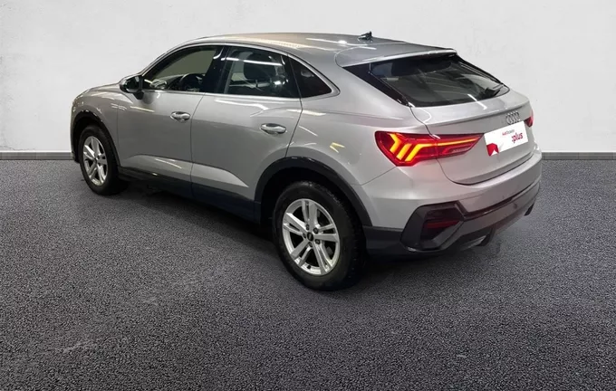 AUDI Q3 Sportback 35 TFSI 150 ch S tronic 7 Design extérieur trois quart arrière gauche 2128591