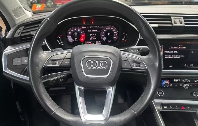 AUDI Q3 Sportback 35 TFSI 150 ch S tronic 7 Design photo 12 2128591