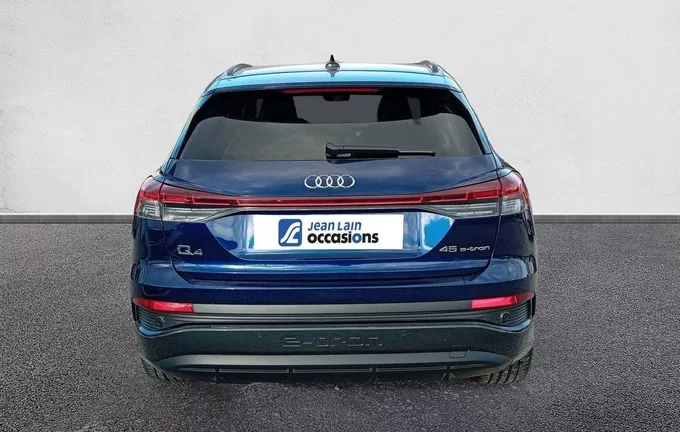 AUDI Q4 E-TRON 45 285 ch 82 kWh S line extérieur arrière 460136