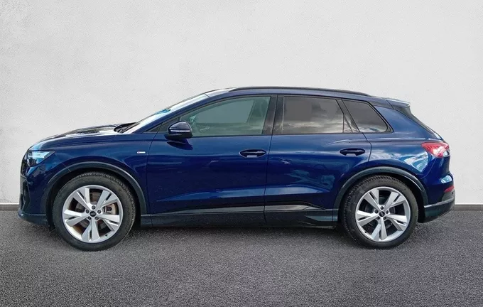 AUDI Q4 E-TRON 45 285 ch 82 kWh S line extérieur côté gauche 460136
