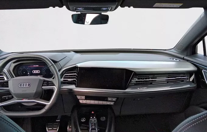 AUDI Q4 E-TRON 45 285 ch 82 kWh S line photo 18 460136