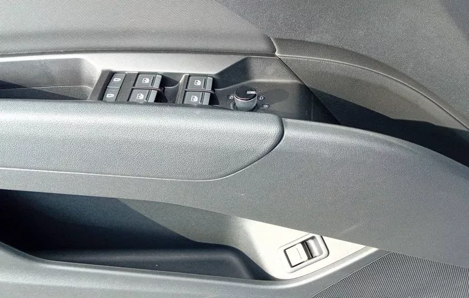 AUDI Q4 E-TRON 45 285 ch 82 kWh S line photo 19 460136