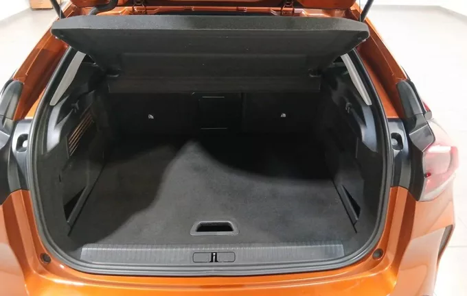 CITROEN C4 e-C4 136 ch Automatique Shine extérieur arrière 946174
