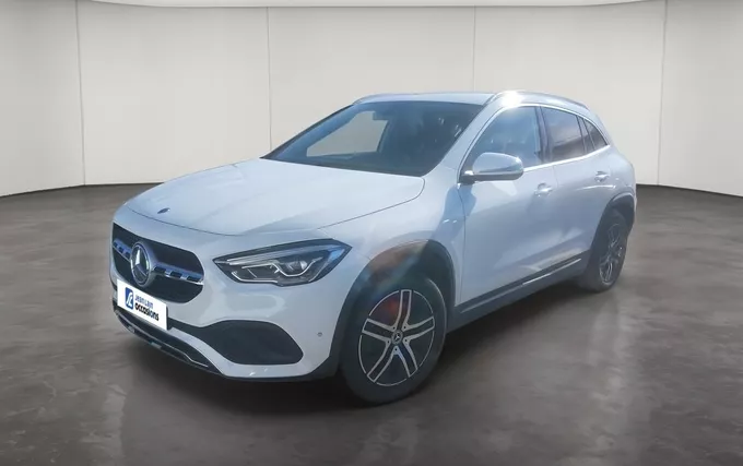 MERCEDES GLA 200 d 8G-DCT Progressive Line extérieur trois quart avant gauche 2132758