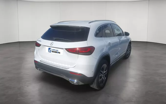 MERCEDES GLA 200 d 8G-DCT Progressive Line extérieur trois quart arrière droit 2132758