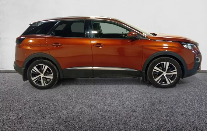 PEUGEOT 3008 BlueHDi 130ch S&S EAT8 Allure extérieur côté droit 945675
