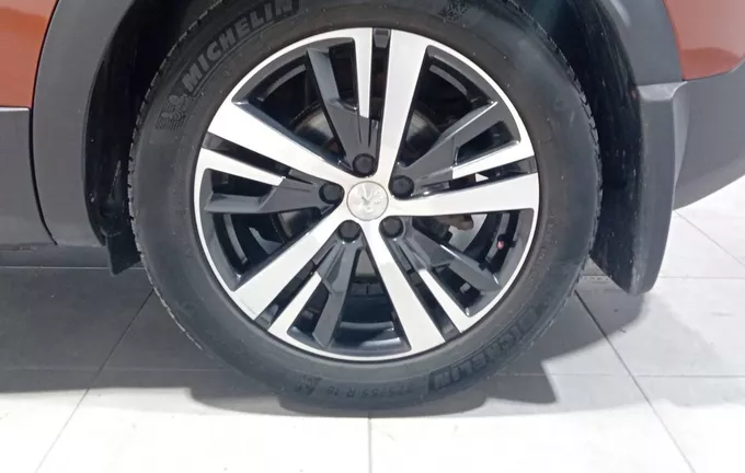 PEUGEOT 3008 BlueHDi 130ch S&S EAT8 Allure photo 13 945675