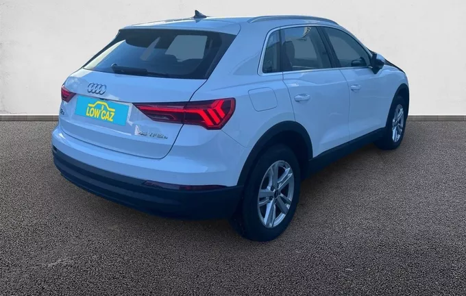 AUDI Q3 45 TFSIe 245 ch S tronic 6 Business line extérieur trois quart arrière droit 212319