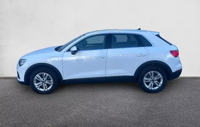 AUDI Q3 45 TFSIe 245 ch S tronic 6 Business line extérieur côté gauche 212319