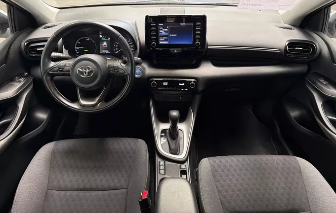 TOYOTA YARIS Hybride 116h France photo 18 213290