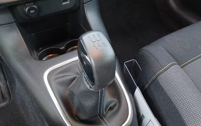 CITROEN C3 PureTech 83 S&S BVM5 Shine photo 13 2133184