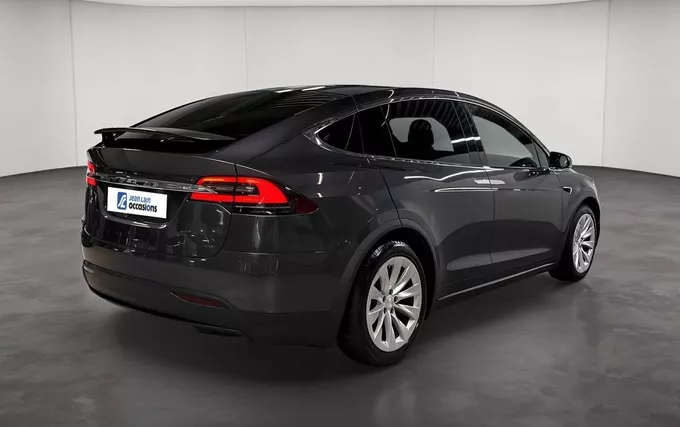 TESLA MODEL X 75D Dual Motor extérieur trois quart arrière droit 2132586