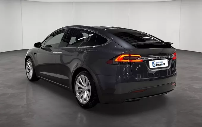 TESLA MODEL X 75D Dual Motor extérieur trois quart arrière gauche 2132586
