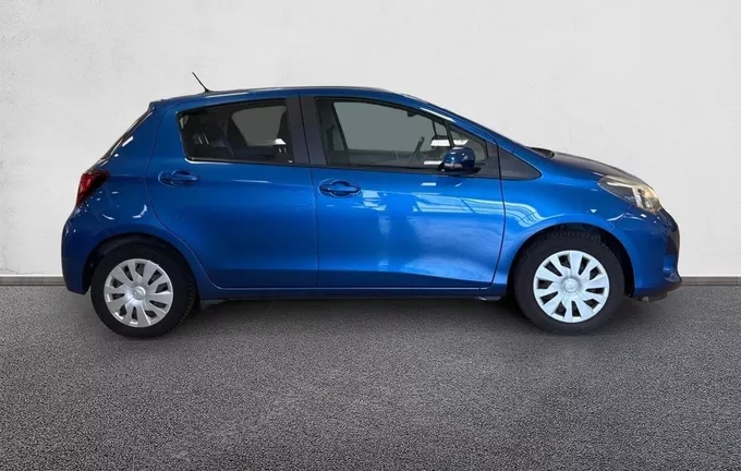 TOYOTA YARIS 69 VVT-i France extérieur côté droit 2130327