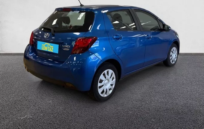 TOYOTA YARIS 69 VVT-i France extérieur trois quart arrière droit 2130327