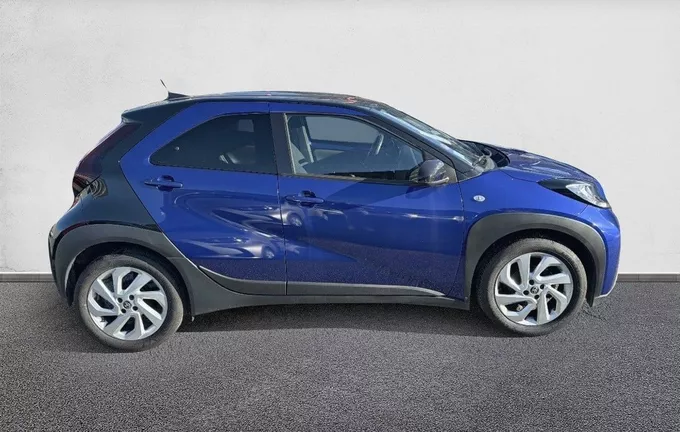 TOYOTA AYGO X 1.0 VVT-i 72 Design extérieur côté droit 1102969