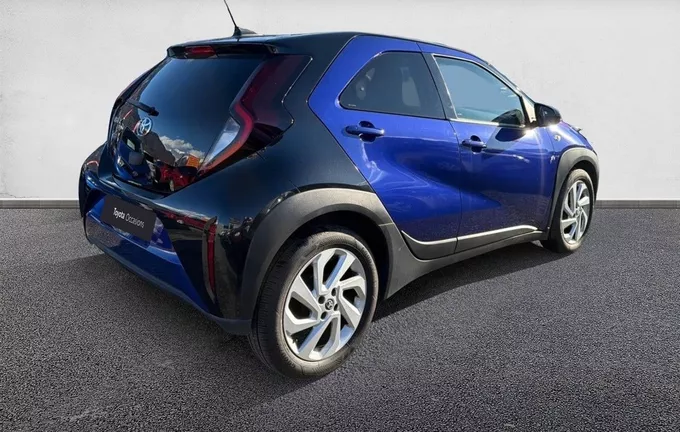 TOYOTA AYGO X 1.0 VVT-i 72 Design extérieur trois quart arrière droit 1102969