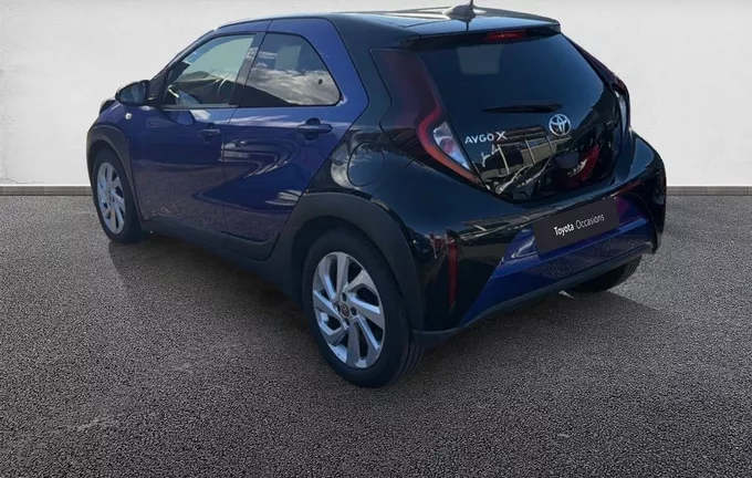 TOYOTA AYGO X 1.0 VVT-i 72 Design extérieur trois quart arrière gauche 1102969