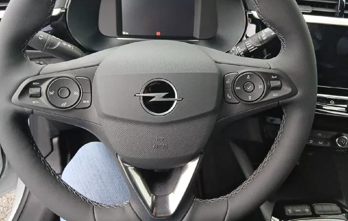 OPEL CORSA 1.2 Turbo 100 ch BVM6 GS photo 12 991088