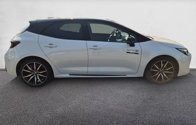 TOYOTA COROLLA HYBRIDE 140ch GR Sport extérieur côté droit 1103680