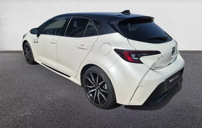 TOYOTA COROLLA HYBRIDE 140ch GR Sport extérieur trois quart arrière gauche 1103680