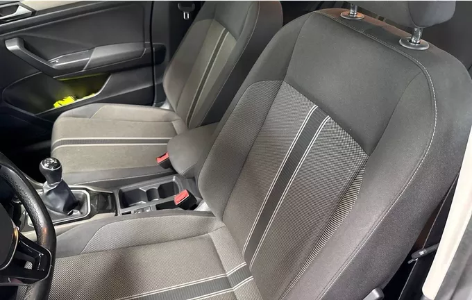 VOLKSWAGEN T-ROC 2.0 TDI 115 Start/Stop BVM6 extérieur trois quart arrière droit 2128979