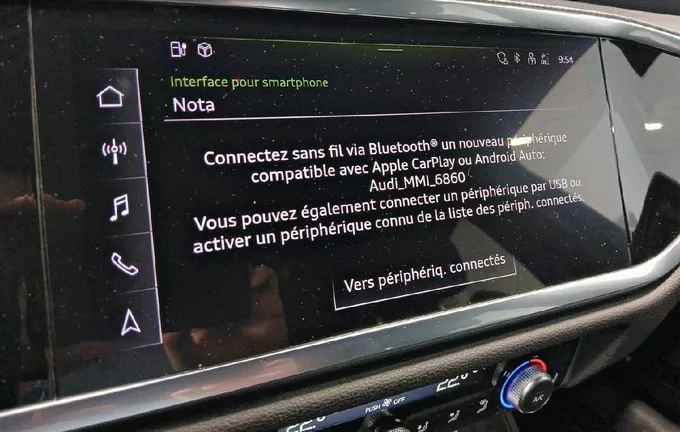 AUDI Q3 45 TFSIe 245 ch S tronic 6 S line photo 18 2131432