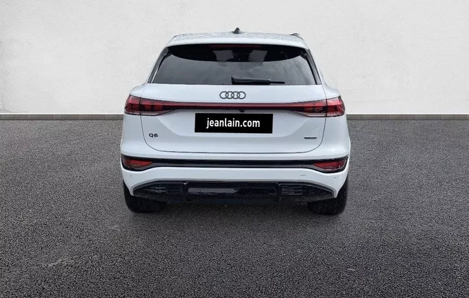 AUDI Q6 E-TRON 387 ch 100 kWh quattro S line extérieur arrière 7665