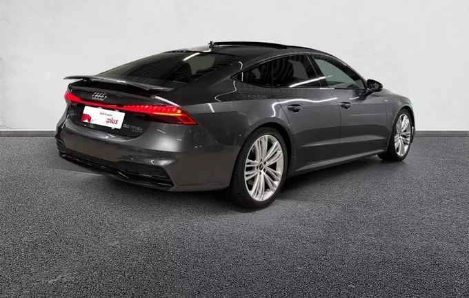 AUDI A7 Sportback 55 TFSIe 367 S tronic 7 Quattro Competition extérieur trois quart arrière droit 3013797