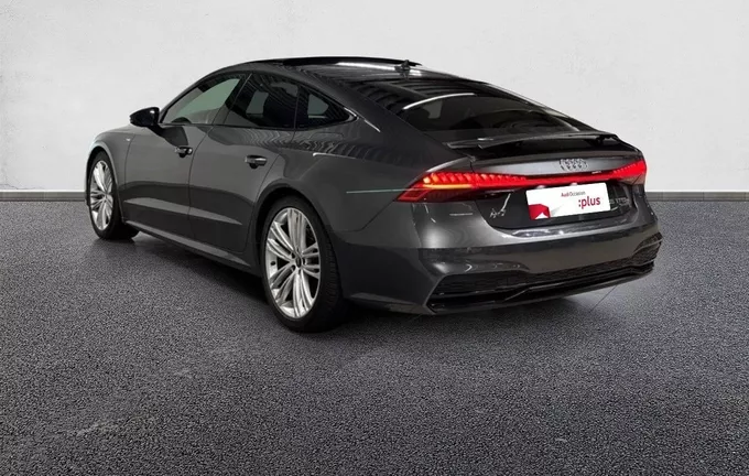 AUDI A7 Sportback 55 TFSIe 367 S tronic 7 Quattro Competition extérieur trois quart arrière gauche 3013797