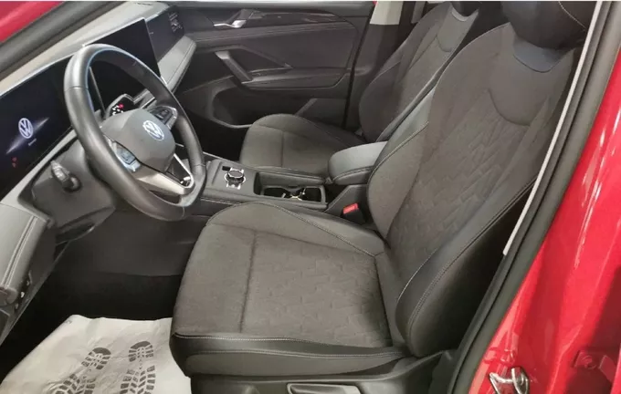 VOLKSWAGEN TIGUAN 1.5 eTSI 130ch DSG7 VW Edition extérieur trois quart arrière droit 2122498