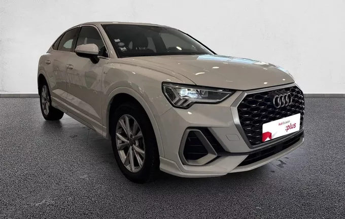 AUDI Q3 Sportback 35 TFSI 150 ch S line extérieur trois quart avant droit 2128025