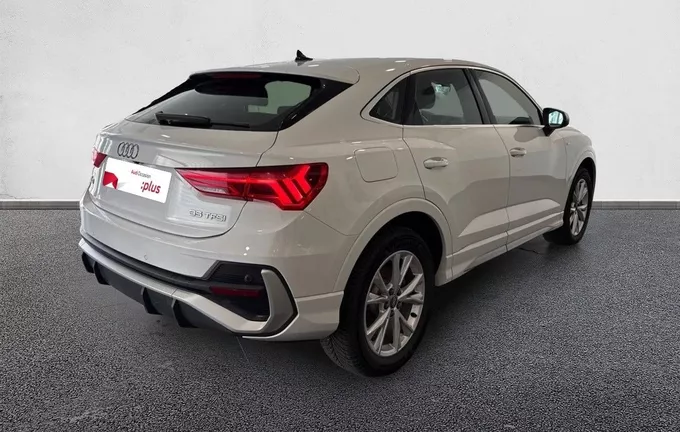 AUDI Q3 Sportback 35 TFSI 150 ch S line extérieur trois quart arrière droit 2128025