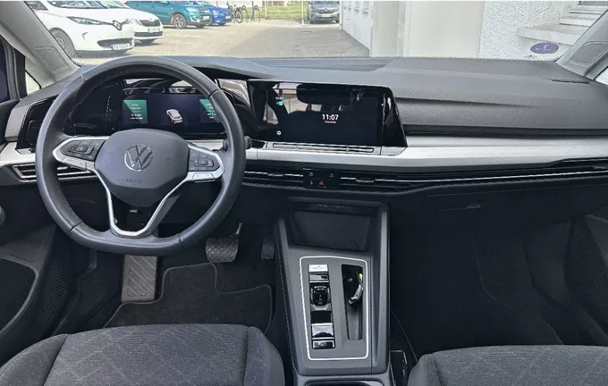 VOLKSWAGEN GOLF SW 1.0 eTSI OPF 110 DSG7 Life Plus extérieur trois quart avant droit 212951