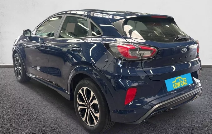 FORD PUMA 1.0 Flexifuel 125 ch mHEV S&S BVM6 ST-Line extérieur trois quart arrière gauche 213416