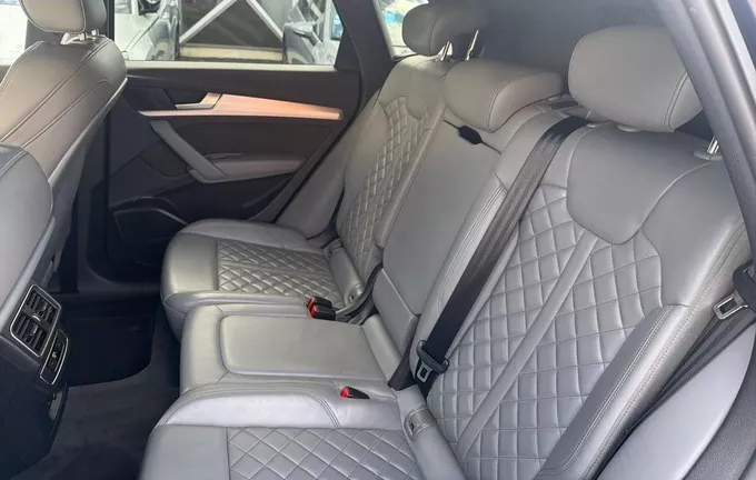 AUDI Q5 V6 3.0 TDI 286 Tiptronic 8 Quattro S line photo 17 212774