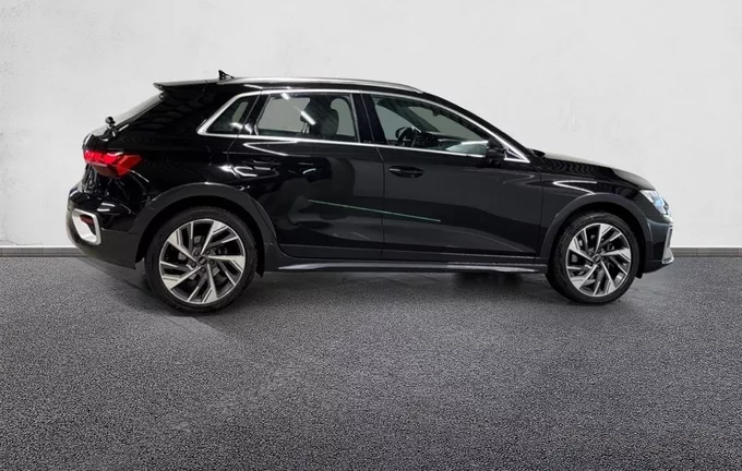 AUDI A3 Allstreet TDI 150 S tronic 7 Avus extérieur côté droit 2129072