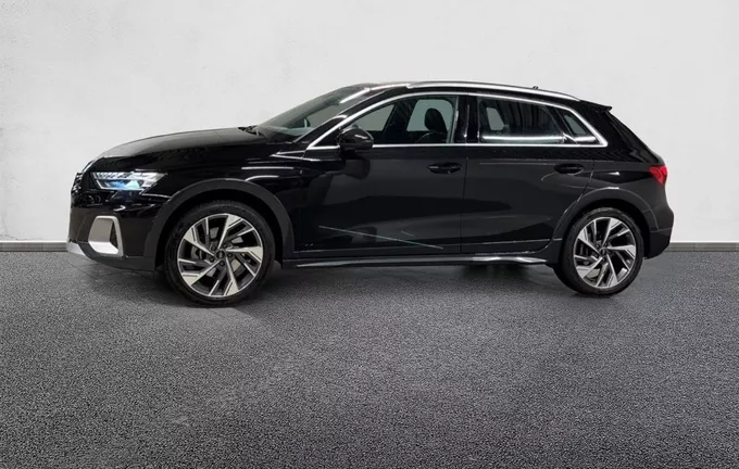 AUDI A3 Allstreet TDI 150 S tronic 7 Avus extérieur côté gauche 2129072