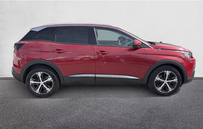 PEUGEOT 3008 Puretech 130ch S&S BVM6 Allure extérieur côté droit 2118421