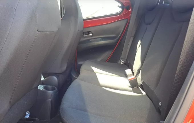 TOYOTA AYGO X 1.0 VVT-i 72 S-CVT Design photo 17 1103818