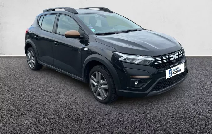 DACIA SANDERO ECO-G 100 Stepway Extreme + extérieur trois quart avant droit 2125932