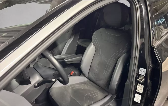VOLKSWAGEN ID.5 204 ch Pro Performance extérieur trois quart arrière droit 2130653