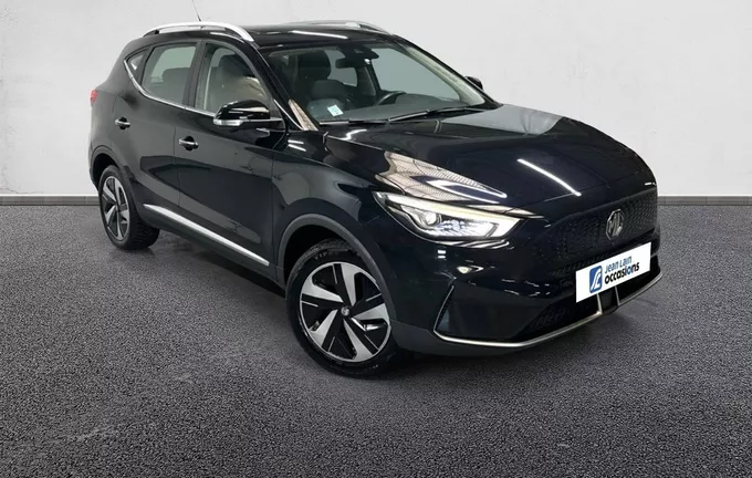 MG ZS EV Autonomie Standard 51kWh - 130 kW 2WD Luxury extérieur trois quart avant droit 