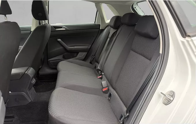 VOLKSWAGEN POLO 1.0 TSI 95 S&S BVM5 Edition extérieur arrière 2126925