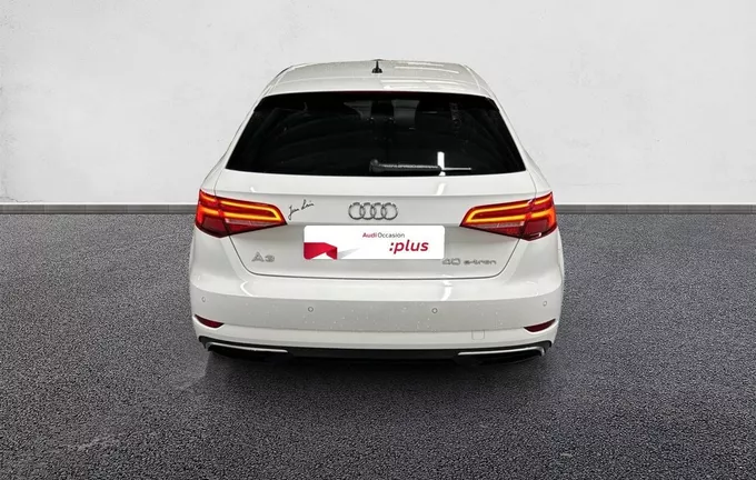 AUDI A3 Sportback 40 e-tron 204 S tronic 6 extérieur arrière 2129509