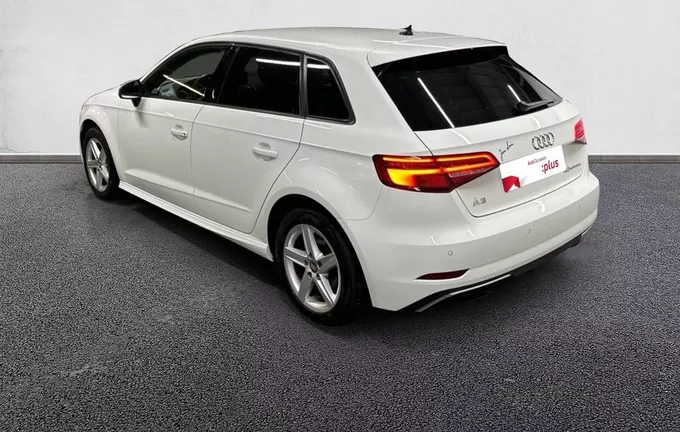 AUDI A3 Sportback 40 e-tron 204 S tronic 6 extérieur trois quart arrière gauche 2129509