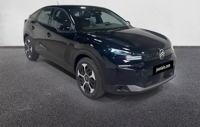 CITROEN C4 e-C4 136 ch autonomie confort Plus extérieur trois quart avant droit 057892